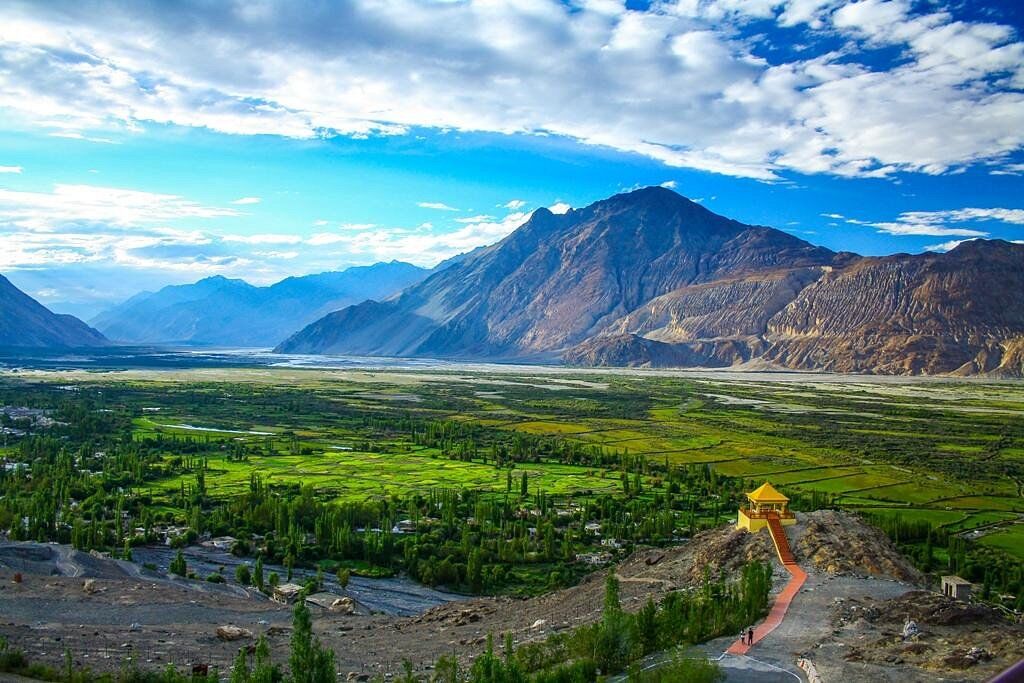 Beauty of Pangong and Nubra 6 Night 7 Days - Image 3